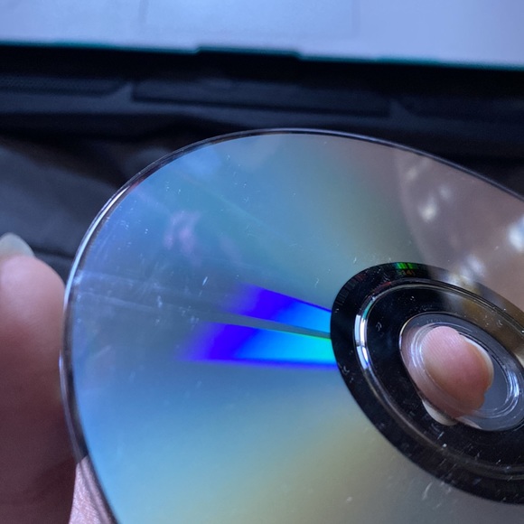 The Hobbit DVD - Picture 2 of 3